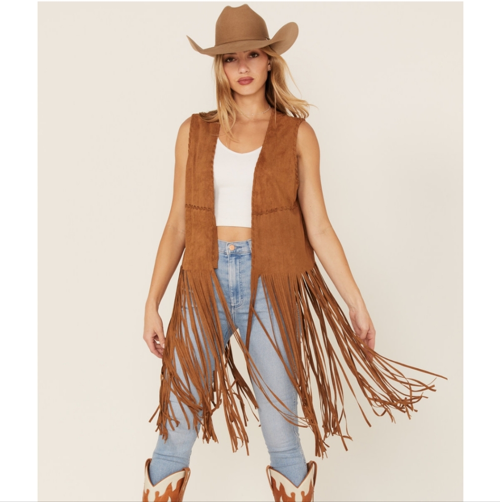 Fornia Women's Fringe Faux Suede Vest - Picture 2 of 4
